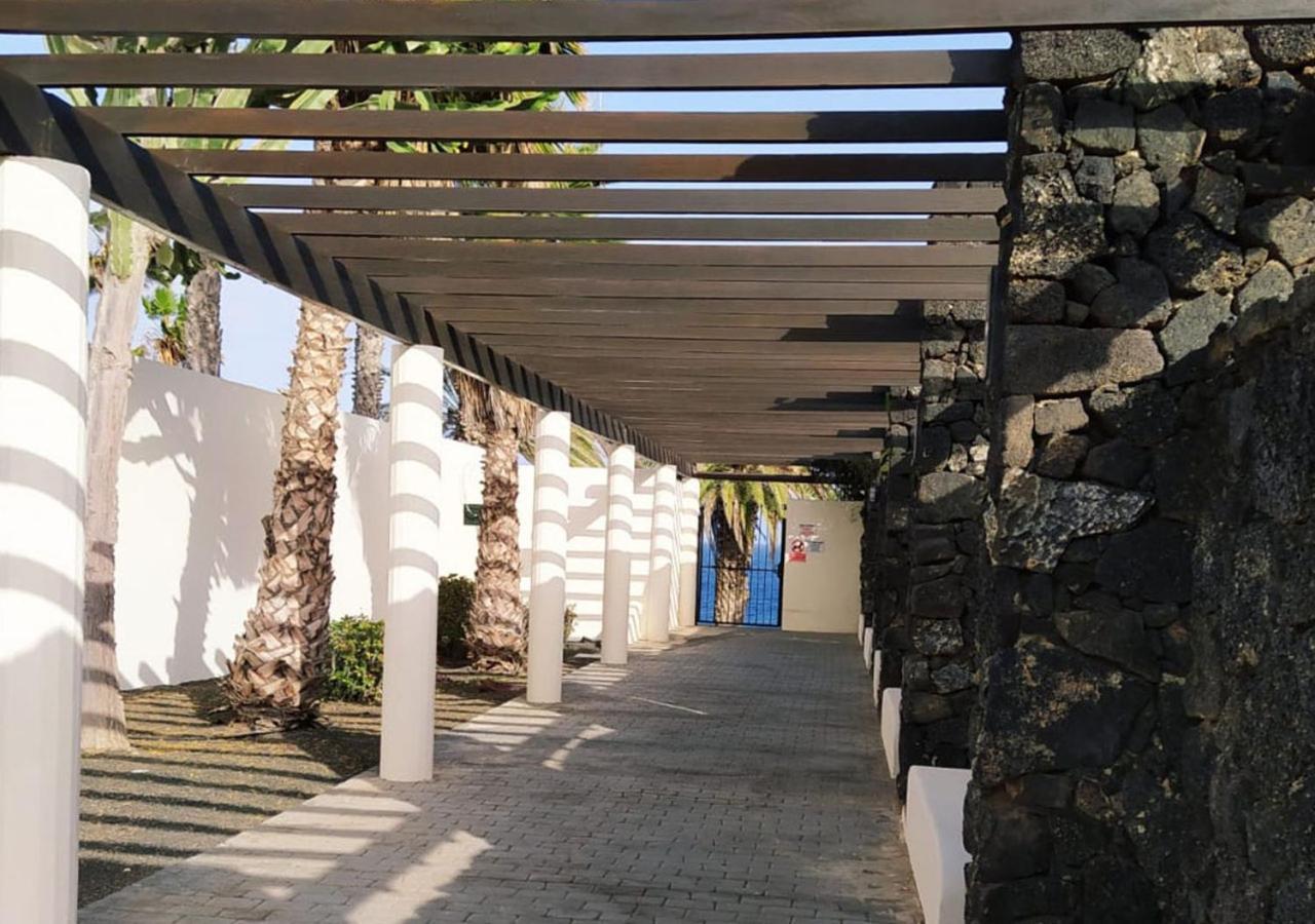 Villa Sun And Sea 4 Front De Mer Playa Rocca Коста-Тегісе Екстер'єр фото