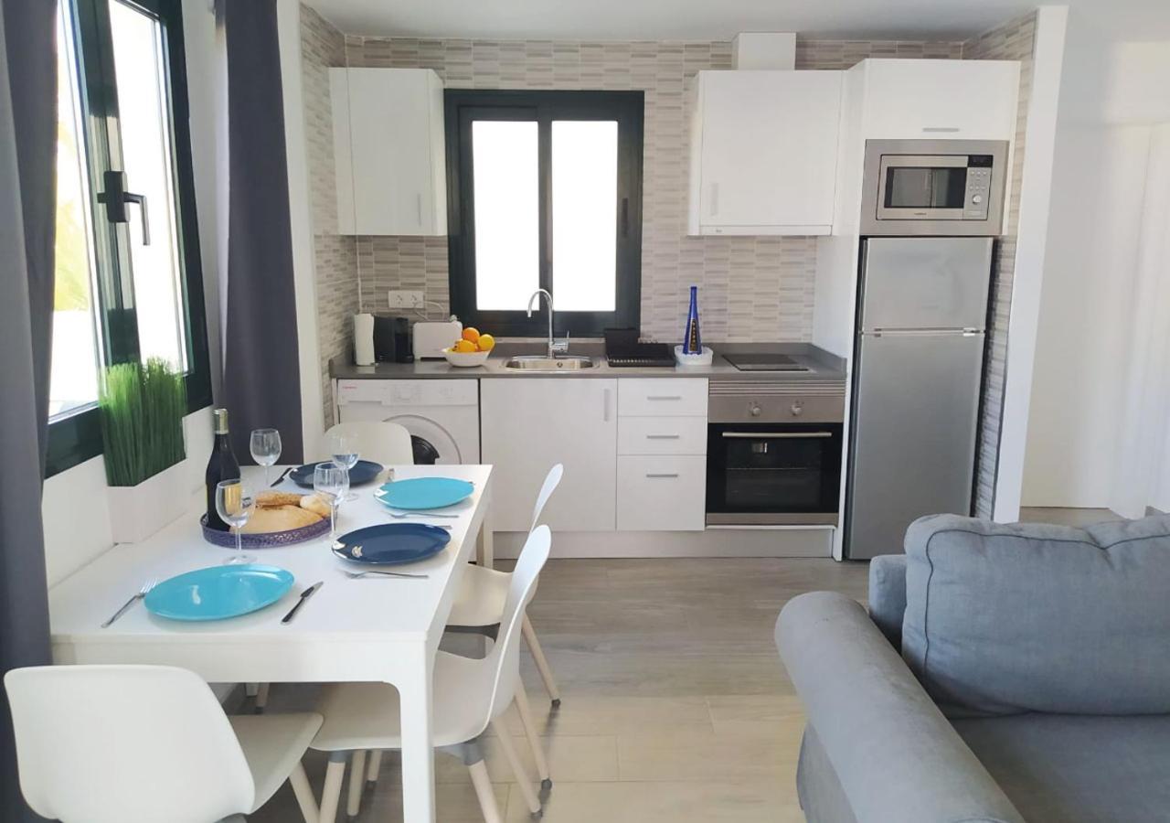 Villa Sun And Sea 4 Front De Mer Playa Rocca Коста-Тегісе Екстер'єр фото